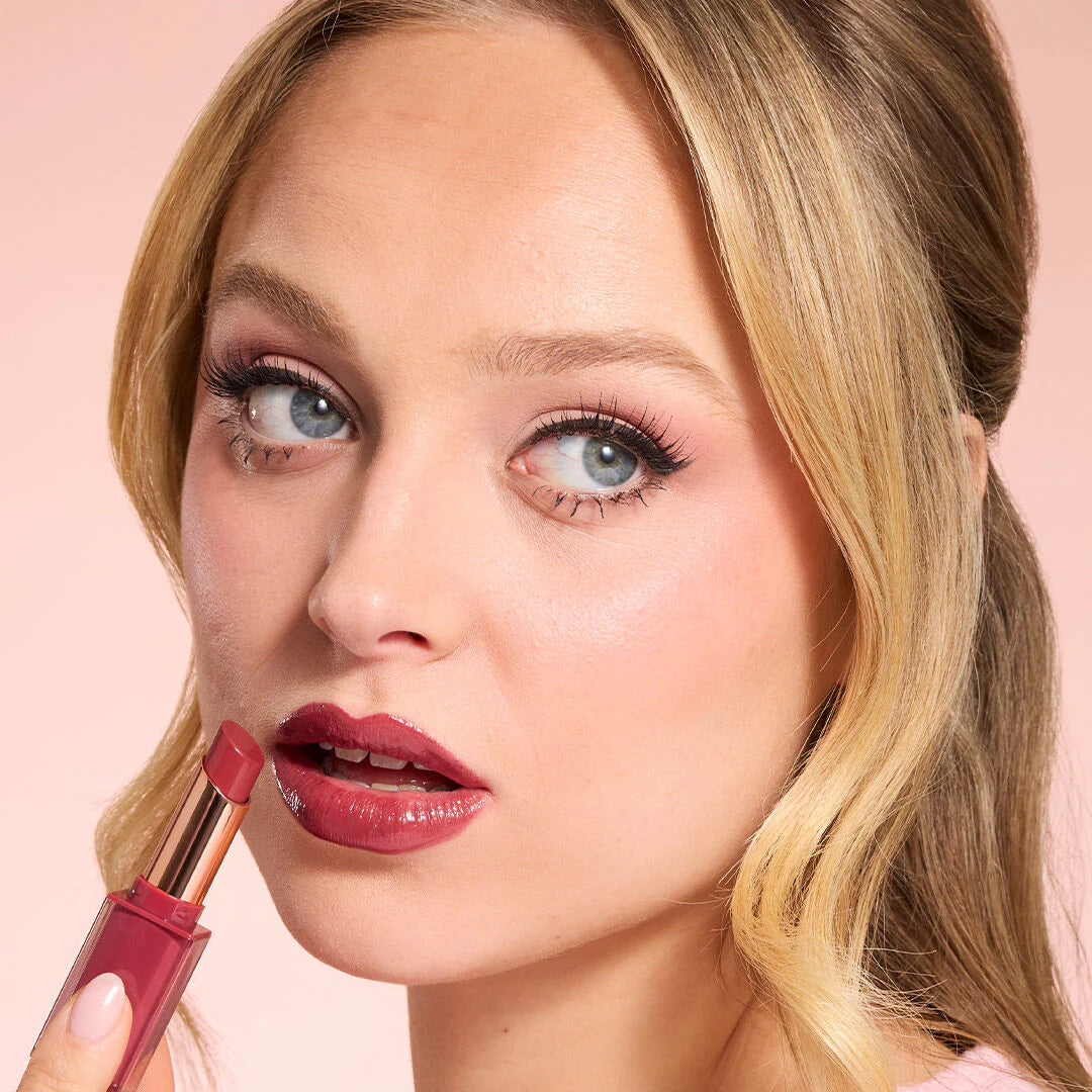 Makeup Revolution Pout Lip Gloss Stick Sugar Plum Mauve 4pc Set + 1 Full Size Product Worth 25% Value Free