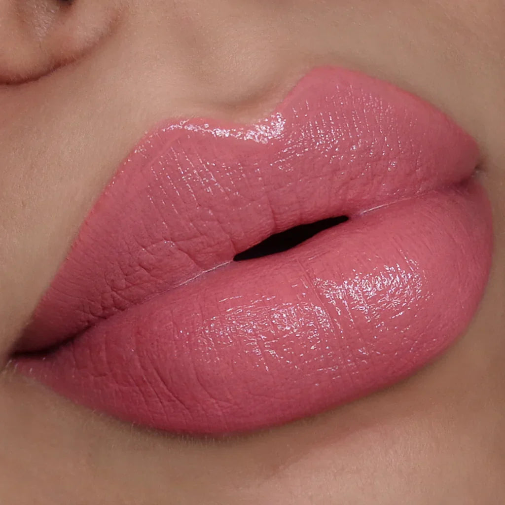 L.A.Girl Pretty & Plump Lipstick-Instafamous 4pc Set + 1 Full Size Product Worth 25% Value Free