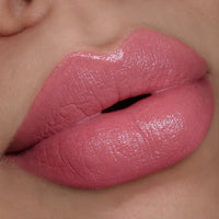 L.A.Girl Pretty & Plump Lipstick-Instafamous 4pc Set + 1 Full Size Product Worth 25% Value Free
