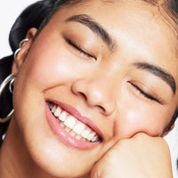 Makeup Revolution Pout Bomb Shimmer Gloss Shine Pink 4pc Set + 1 Full Size Product Worth 25% Value Free