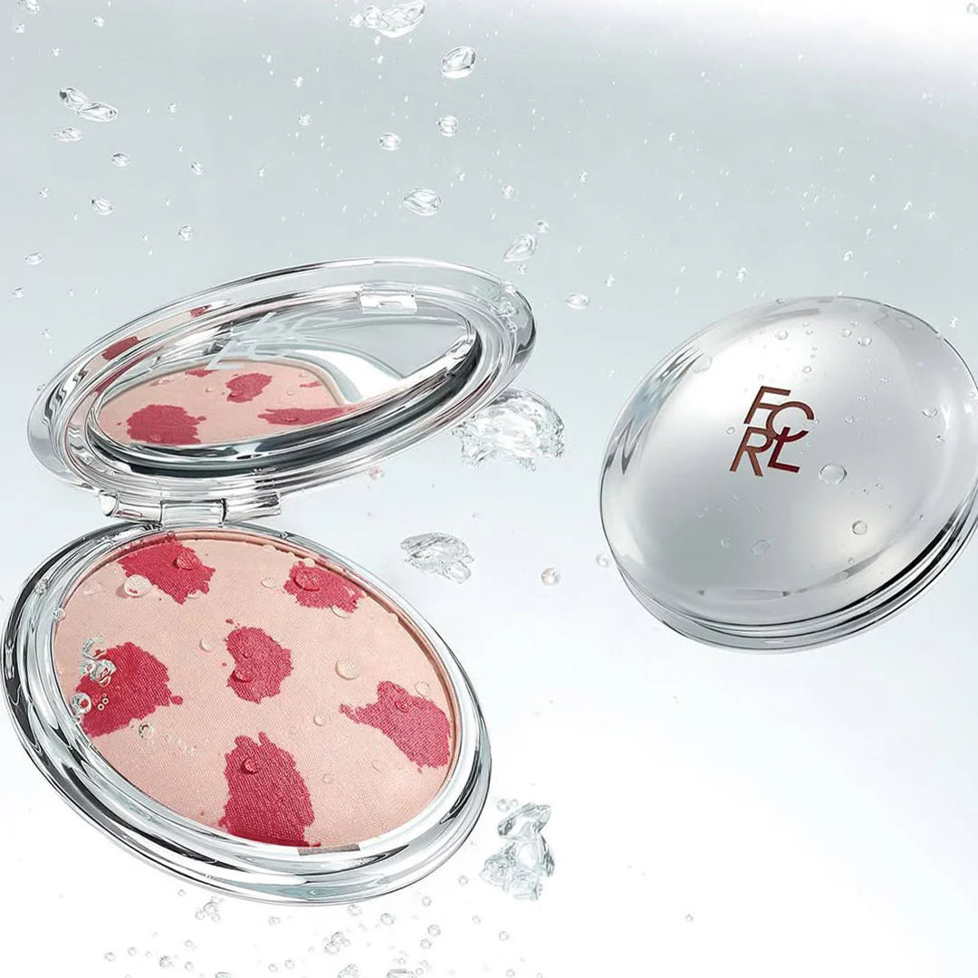 Focallure Star Crash Stretchy Highlighter PK02 Rosettes Light 4pc Set + 1 Full Size Product Worth 25% Value Free