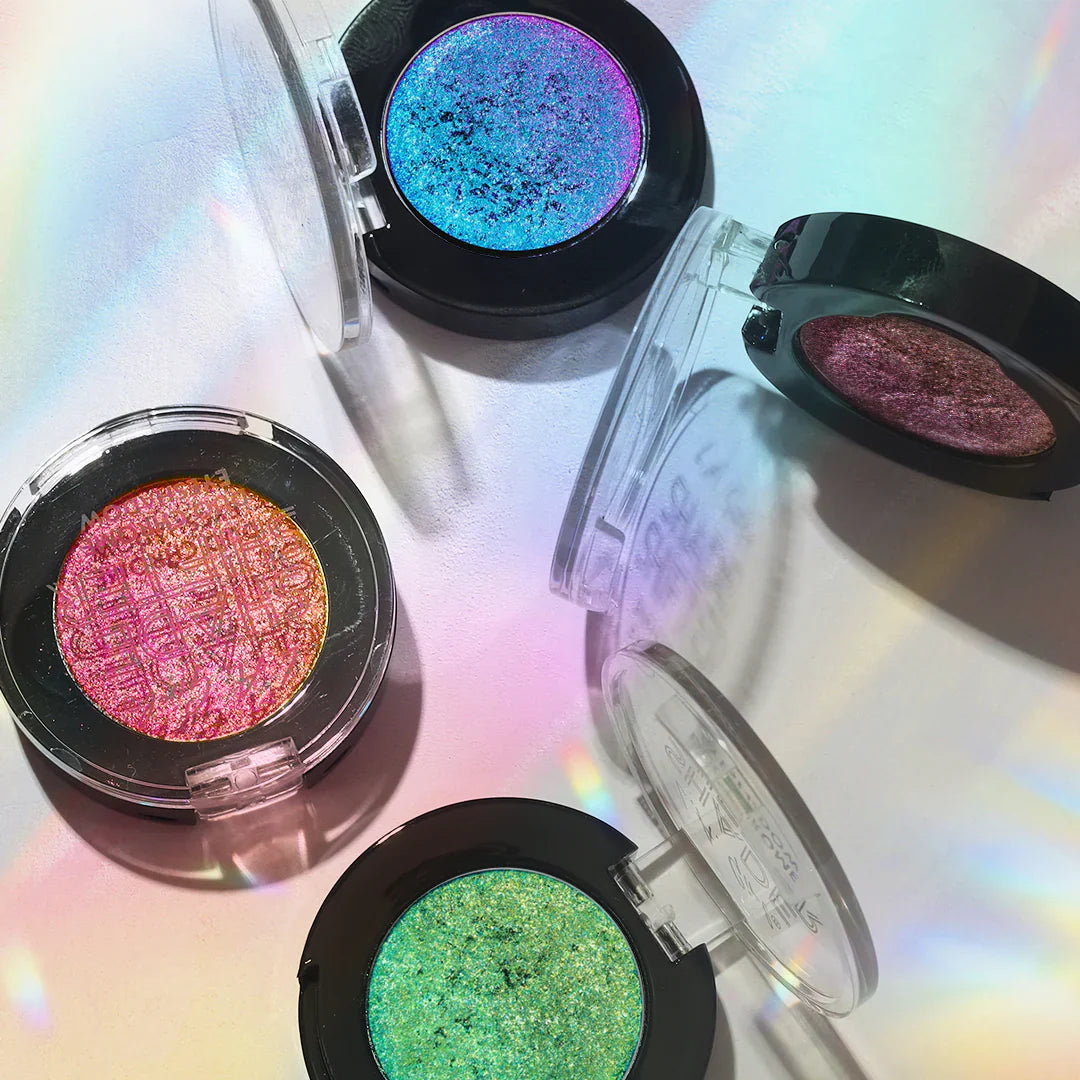 L.A Girl Shade Shifter Duo Chrome Eyeshadow  Sunset 4pc Set + 1 Full Size Product Worth 25% Value Free